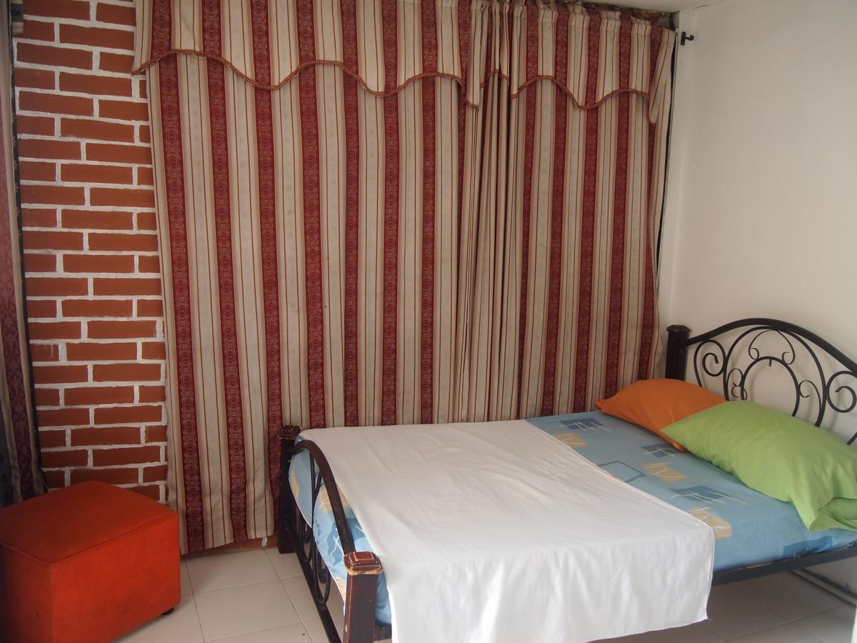 Hostal Casa Amarilla Cali Dış mekan fotoğraf